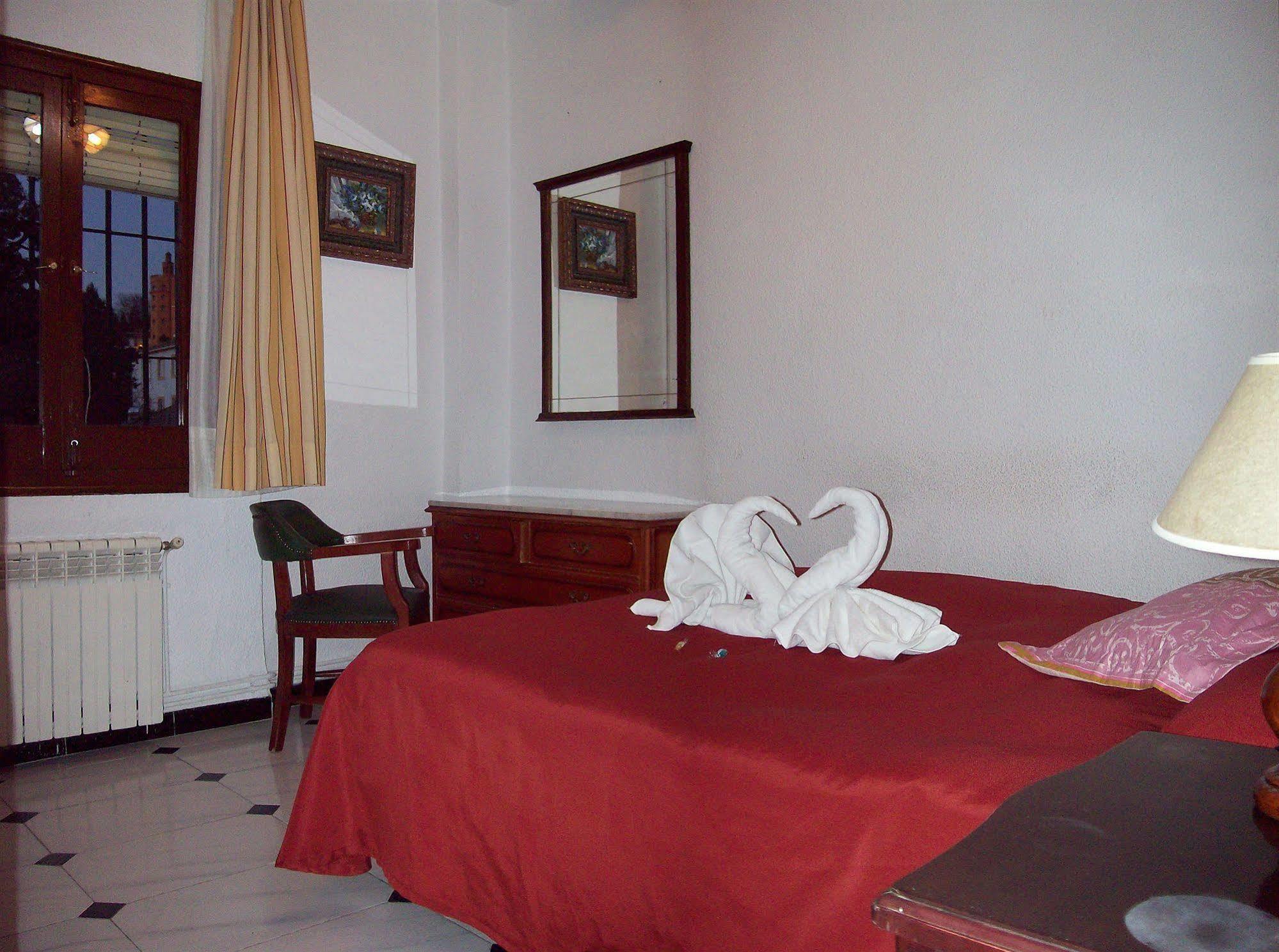 Hotelito Suecia Гранада Экстерьер фото
